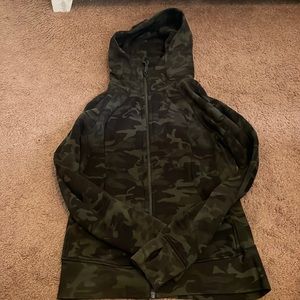 Lululemon full zip scuba